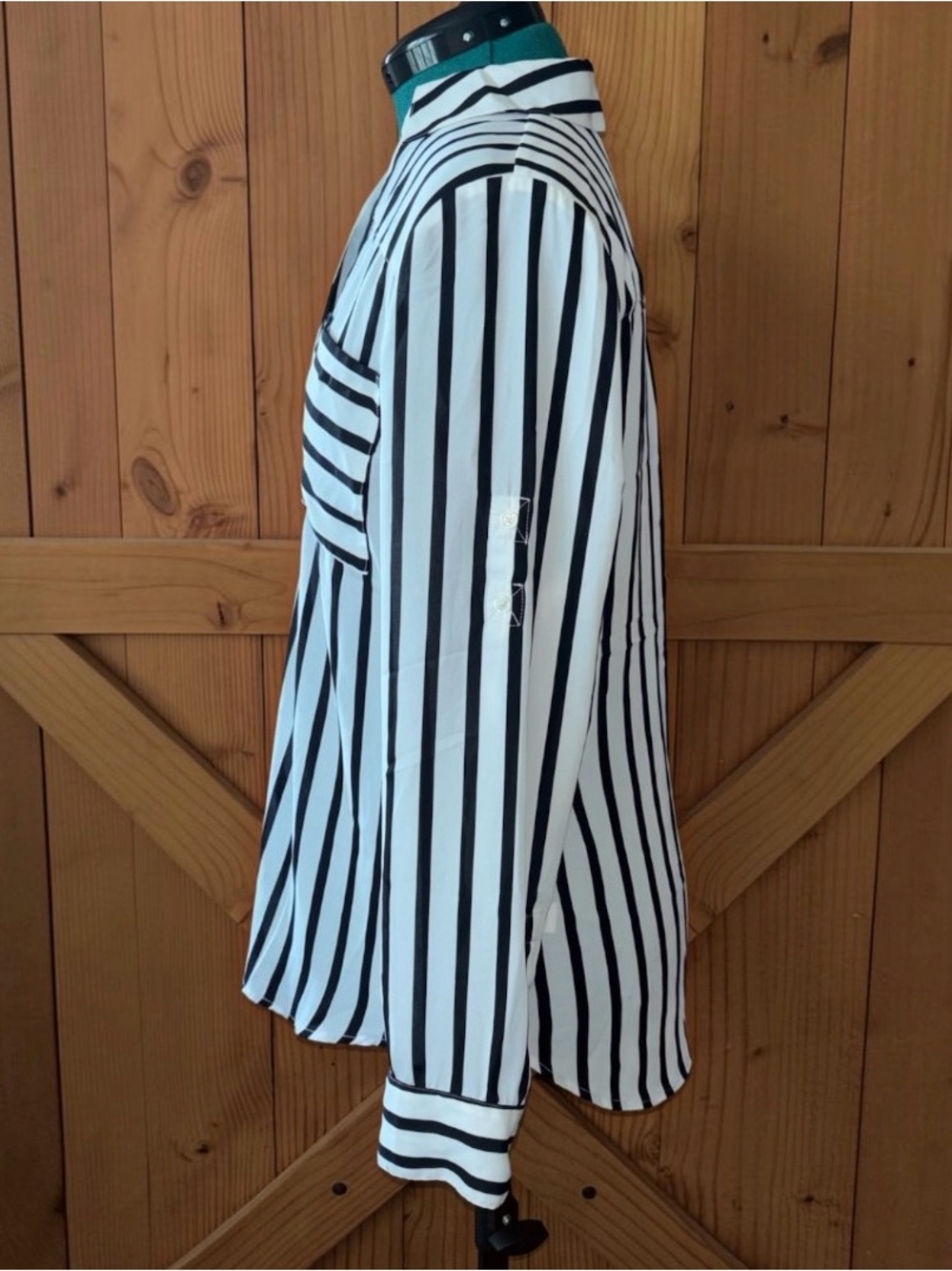 Express Portofino Black White Striped Button Up Blouse Shirt Medium - Picture 3 of 10